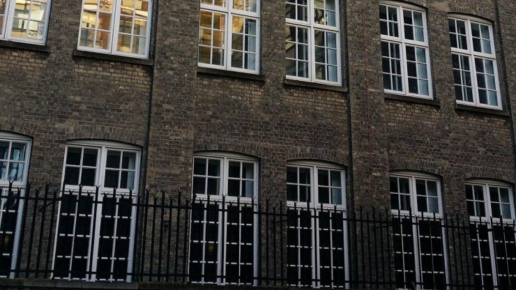 Get the security you deserve with our Bomb blast film